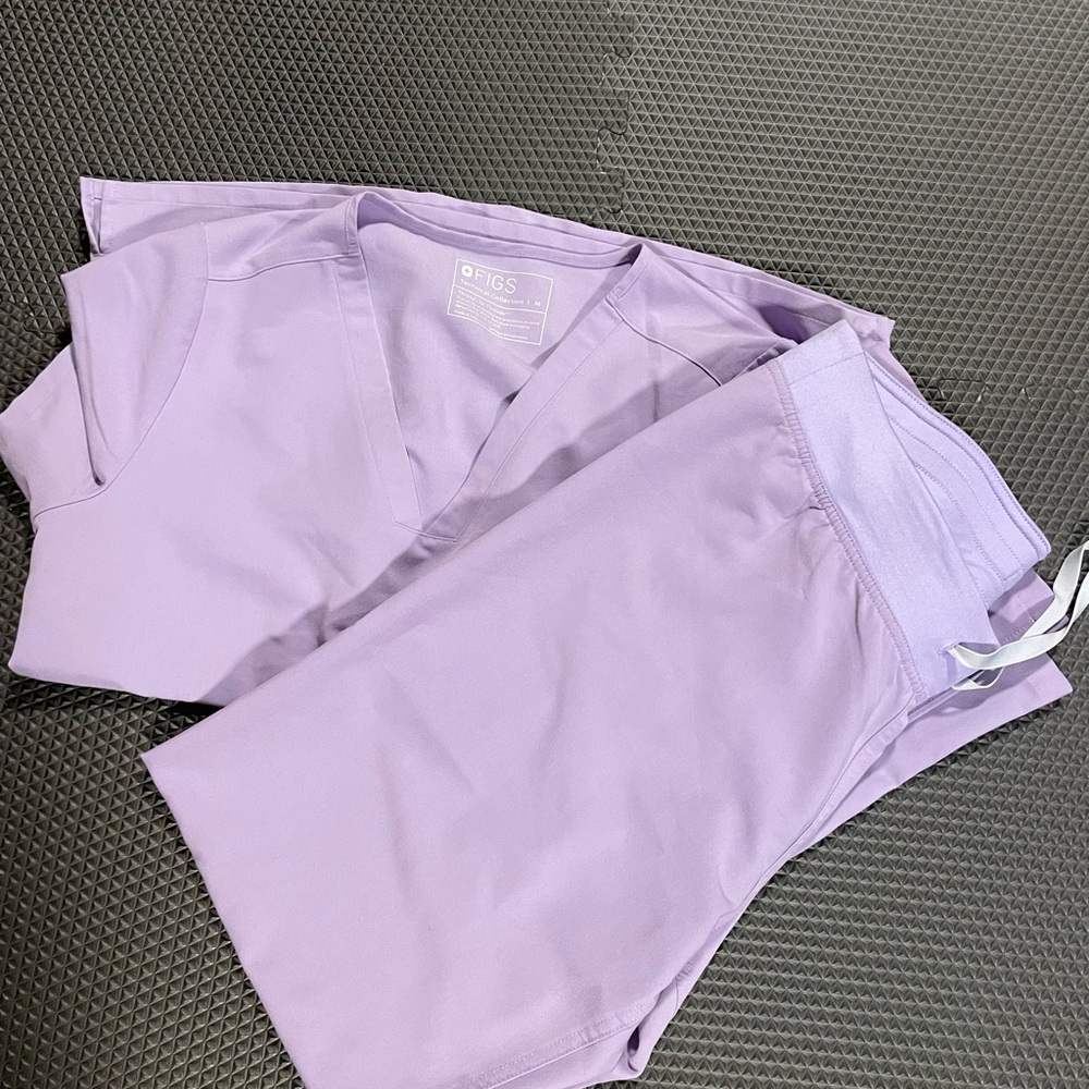 FIGS Casma Scrubs and Livingston Pants Set Limited Edition Lavender Dew
